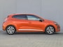 Renault Clio 1.6 E-Tech Full Hybrid 145 techno Automaat / Navigatie via Apple Carplay of Android Auto / Achteruitrijcamera / Keyless Entry/Start / Draadloze telefoon lader / Cruise control / Parkeersensoren achter /