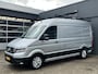 Volkswagen Crafter 35 2.0 TDI L3H3/L2H2 Airco Cruise controle Camera Telefoonverbinding Parkeersensoren voor en achter Imperiaal Kastinrichting Lang hoog 3-Persoons Euro 6 Bpm vrij voor particulier gebruik !!