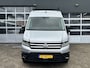 Volkswagen Crafter 35 2.0 TDI L3H3/L2H2 Airco Cruise controle Camera Telefoonverbinding Parkeersensoren voor en achter Imperiaal Kastinrichting Lang hoog 3-Persoons Euro 6 Bpm vrij voor particulier gebruik !!