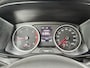 Volkswagen Crafter 35 2.0 TDI L3H3/L2H2 Airco Cruise controle Camera Telefoonverbinding Parkeersensoren voor en achter Imperiaal Kastinrichting Lang hoog 3-Persoons Euro 6 Bpm vrij voor particulier gebruik !!