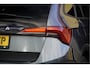 Skoda Scala 1.5 TSI 150PK! Automaat 5drs Sport Business BJ2020 Lmv 18" | Led V+A | Pdc | Panoramadak | Elek. trekhaak | App-Connect | Climate control | Cruise control | RS-Sportstoelen | RS-Sport stuurwiel | Verwarmde voorstoelen | Zwarte hemel | Extra getint glas