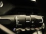 Peugeot e-2008 EV GT Pack 50 kWh - CLIMATE CONTROL- PARKEERSENSOREN VOOR/ ACHTER - TWO TONE LAK - 17 INCH LICHT METALEN VELGEN - ARMSTEUN VOOR - SPORTSTUUR EN STOELEN - APPLE CARPLAY/ANDROID AUTO - ADAPTIEVE CRUISE CONTROL