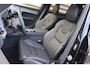 Volvo XC90 T8 Plug-in hybrid AWD Ultra Dark | Full Options | Bowers & Wilkins | Luchtvering