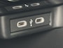 Volkswagen T-Roc 1.5 TSI R-Line AUTOMAAT | Camera | Stoelverw. | El.klep | Blindspot
