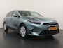 Kia Ceed Sportswagon 1.5 T-GDi DynamicPlusLine - Navigatie - Stoel/Stuur Verwarming - Dodehoek Detectie - LED Koplampen - Fabrieksgarantie tot 2031
