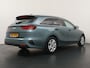 Kia Ceed Sportswagon 1.5 T-GDi DynamicPlusLine - Navigatie - Stoel/Stuur Verwarming - Dodehoek Detectie - LED Koplampen - Fabrieksgarantie tot 2031