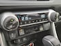 Toyota RAV4 2.5 Hybrid Style 4-SEASONS JBL-AUDIO 360-CAMERA ELEK. BEST. STOEL EN ACHTERKLEP DODEHOEKDETECTIE STOEL- STUUR- EN VOORRUITVERWARMING 19"