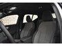 Volvo XC40 B4 197PK Plus Dark | Trekhaak | Allseason Banden |19'' |