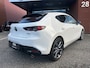 Mazda 3 2.0 e-SkyActiv-G M Hybrid 122 Luxury // FULL LED // NAVI + CARPLAY // ADAPTIV CRUISE // HUD // BOSE AUDIO // 360 CAMERA