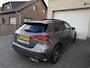 Mercedes-Benz A-klasse 180 AMG Aut Panoramadak Nightpakket Widescreen AmbientLight SportLeder Led Camera 18" Pdc