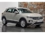 Volkswagen T-Roc 1.5 TSI Life Business I Afneembare trekhaak I Stoelverwarming