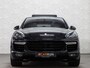 Porsche Cayenne 4.8 V8 Turbo 520pk | Dealer oh | ACC | PASM Luchtvering |Sport Chrono | Pano | Bose | Alcantara Hemel | 2 x Memory | Camera | 21"| Stoelverwarming + Bankverwarming | Leder Pack | TH 3500 kg | Rijklaar Incl service