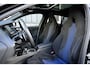 BMW 1-Serie 120i M-Performance Rijklaarprijs-Garantie Panorama dak Schaalstoelen  Live cockpit pro Apple carplay