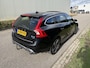 Volvo V60 2.4 D6 AWD Plug-In Hybrid Pure Limited / AUTOMAAT / SCHUIFDAK / R-DESIGN