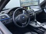 BMW 3-Serie Touring 320i High Executive M-Pakket | NL-Auto/NAP/Leder/Sportstoel/Carplay/Navi/19-inch