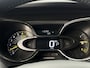 Renault Captur 1.2 TCe Expression / Automaat / 120 PK / Parkeersensoren. Achter / Airco / Cruise / Keyless / 16'' LMV /