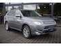 Mitsubishi Outlander 2.0 PHEV Instyle+ |1 eig.|BTW auto|Leder|Schuifdak|DAB|ACC|Trekhaak|Camera|Dealer onderhouden
