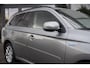 Mitsubishi Outlander 2.0 PHEV Instyle+ |1 eig.|BTW auto|Leder|Schuifdak|DAB|ACC|Trekhaak|Camera|Dealer onderhouden