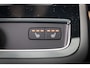 Volvo V60 T6 Plug-in hybrid AWD Ultra Dark | Adaptieve Cruise Control | Bowers & Wilkins Audio | Stoelventilatie + Massage | 360 Camera | Head-Up Display | 19 Inch Lichtmetalen Velgen