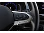 Volkswagen Transporter 2.0 TDI L2H1 DC Caravelle Full options! Adaptieve Cruise, Virtual, Carplay, LED, 204PK, 2 x Schuifdeur, Clima, Stoelverwarming, Trekhaak, Uniek! Bulli