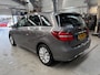 Mercedes-Benz B-klasse B180 122PK Ambition | Navigatie | Bluetooth | Cruise control | All season banden | NAP | Rijklaar prijs!