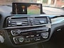 BMW 1-Serie 120i Sport Line 184PK Panoramadak / Apple Carplay / Harman Kardon / Navigatie / Trekhaak / Led Verlichting / Stoelverw