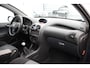 Peugeot 206 CC 1.6-16V nette cabrio met trekhaak en 109PK