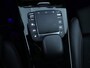 Mercedes-Benz A-klasse 250 e AMG Nightpakket | Sfeerverlichting | Car Play | Dode Hoek Ass | Stoelverwarming | Parkeerpakket met Camera | Ledkoplampen | Achteruitrijcamera. Inclusief 24 maanden Mercedes-Benz Certified garantie voor Europa.