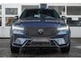 Volvo XC60 2.0 T6 Plug-in hybrid AWD Ultra Black Edition | Glazen Schuifdak | 360 Camera | Head-Up display | Harman/Kardon | Sportstoelen | Luchtvering | Getint Glas | 22" Inch Diamond  Velgen |