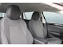 Volkswagen Passat Variant 1.5 eTSI 150 pk | Incl. 12 maanden Garantie | Stoel/stuur verwarming | Achteruitrijcamera | Adaptive cruise controle | Dodehoekdetectie | Parkeersensoren V+A | Navigatie | Apple CarPlay/Android Auto | Draadloze telefoonlader | Climate controle | Lane assist | Keyless start | LED Koplampen | 17 Inch LMV | Schakelmogelijkheid aan stuurwiel |