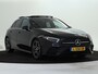 Mercedes-Benz A-klasse 180 Business Solution AMG AMG Line | Night Pakket | Phttps://wheelerdelta.autodata.nl/#/voorraadanorama Schuif-Kanteldak | Sfeerverlichting | MultiBeam koplampen | Memory Voorstoelen. Inclusief 24 maanden MB Certified garantie voor Europa.