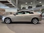 Volvo S60 2.0 T3 Momentum, Trekhaak, Stoelverwarming, PDC