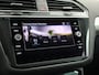 Volkswagen Tiguan 1.5 TSI 150 PK MOVE + TREKHAAK 1800 KG | 19 INCH | CAMERA | STUUR/STOELVERW. | ADAPTIVE CRUISE | CARPLAY