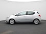 Opel Corsa 1.0 Turbo 120 Jaar Edition | Navigatie | Climate Control | Camera | Stoel/Stuurverwarming