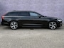 Volvo V90 B4 D Plus Dark | Trekhaak | Schuif/kantel Panoramadak | Memory | Harman/Kardon | Leder | BLIS | Adaptive cruise | Pilot assist | DAB | Extra getint glas |