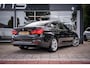 BMW 3-Serie 330e Edition Luxury Line Purity High Executive Lane Assist|Dealer OH|Grootscherm Navi|LED|Cam|Ambianceverlichting|