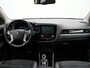 Mitsubishi Outlander 2.4 PHEV Intense Plug In Hybrid 225pk Dealer O.H PHEV | Trekhaak | Camera | Lederen Sportstoelen Verwarmd | Navigatie | Keyless | Android Auto | DAB |