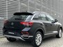 Volkswagen T-Roc 1.5 TSI 150PK DSG Style / Digital Cockpit Pro / Panoramadak  / Park Assist / Dodehoeksensor / App Connect  / Stoelverwarming **