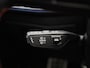 Audi A3 Sportback 35 TFSI S edition l Adaptive cruise control l Glazen panoramadak l Elektrisch bedienbare bestuurdersstoel met geheugen l MMI navigatie l SONOS Premium 3D l Stoelverwarming voorin l Alarm klasse III l Optiekpakket zwart plus l Trekhaak