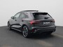Audi A3 Sportback 35 TFSI S edition 150 PK | S-line l Adaptive cruise control l Panoramadak l Elektrisch bedienbare bestuurdersstoel met geheugen l MMI navigatie l SONOS Premium 3D l Stoelverwarming voorin l Alarm klasse III l Optiekpakket zwart plus l Trekhaak