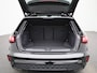 Audi A3 Sportback 35 TFSI S edition l Adaptive cruise control l Glazen panoramadak l Elektrisch bedienbare bestuurdersstoel met geheugen l MMI navigatie l SONOS Premium 3D l Stoelverwarming voorin l Alarm klasse III l Optiekpakket zwart plus l Trekhaak
