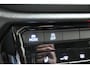Volkswagen T-Roc 1.5 TSI 150pk R-Line Business+ | IQ. Light | Side assist | ergoActive | 100% (Dealer) onderhouden label