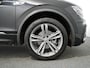 Volkswagen Tiguan Allspace 1.5 TSI Highline Business R-Line 7p. | Matrix | Dynaudio | Leer | Pano | Zwenkhaak | Carplay | HUD |
