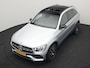 Mercedes-Benz GLC 300e 4MATIC AMG Plug In Hybrid 320pk Dealer O.H PHEV | Panodak | Adaptive Cruise | Burmester Audio | Camera | 20"L.M | Lederen Sportstoelen Verwarmd | Apple Carplay | Blis | Sfeerverlichting | Navigatie | DAB |