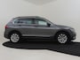Volkswagen Tiguan 1.4 TSI Comfortline l Trekhaak l Climate Control l Navigatie Full Map l DAB Radio l Led Koplamen L Elektrisch Inklapbare spiegels