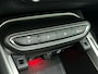 Jeep Avenger 1.2 e-Hybrid Summit 110pk Automaat | Schuif-/Kanteldak | Elektrisch Bedienbare Bestuurdersstoel met Massage | Elektrisch Bedienbare Achterklep | Lederen Bekleding | Navigatie via Apple Carplay/Android Auto | Climate Control | Adaptieve Cruise Control | Full-LED Koplampen | Dodehoek Detectie | 18" Lichtmetalen Velgen | Apple Carplay/Android Auto |