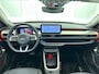Jeep Avenger 1.2 e-Hybrid Summit 110pk Automaat | Schuif-/Kanteldak | Elektrisch Bedienbare Bestuurdersstoel met Massage | Elektrisch Bedienbare Achterklep | Lederen Bekleding | Navigatie via Apple Carplay/Android Auto | Climate Control | Adaptieve Cruise Control | Full-LED Koplampen | Dodehoek Detectie | 18" Lichtmetalen Velgen | Apple Carplay/Android Auto |
