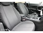 Peugeot 308 SW 1.2 PureTech Blue Lease Executive, Trekhaak, Pano, Pdc voor + achter, App connect, Navi, Clima, Donkerglas, 16 Inch Lmv.
