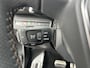 Peugeot 3008 1.6 HYbrid 225 GT | Slechts 15827 KM Gereden | Automaat | Panorama Schuif-/Kanteldak | Navigatie | Camera | Adaptieve Cruise Control | Hoge Zitpositie | Climate Control | LED Verlichting | Keyless Entry | Dode Hoek Detectie |