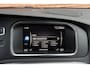 Volvo V40 T3 Polar+ Sport | Afneembare Trekhaak | Panoramadak | Cruise Control | Navigatie | Verwarmbare Voorstoelen | Parkeercamera | Bluetooth Telefonie & Multimedia | Volvo on Call | Harman Kardon